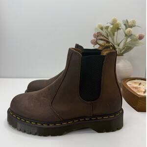 Dr. Martens 2976 Brex Crazy Horse Chelsea Boot Dark Brown Women's 10 Tried On